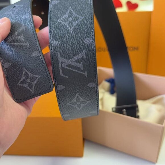 Louis Vuitton Monogram Black Leather Belt with LV Buckle 100% AUTHENTIC! - Picture 5 of 8